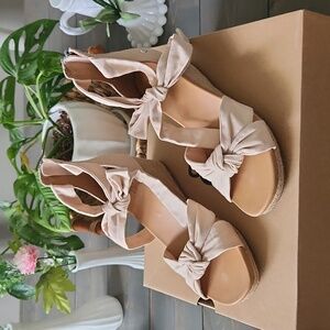 UGG Yarrow Espadrille Wedge Sandal